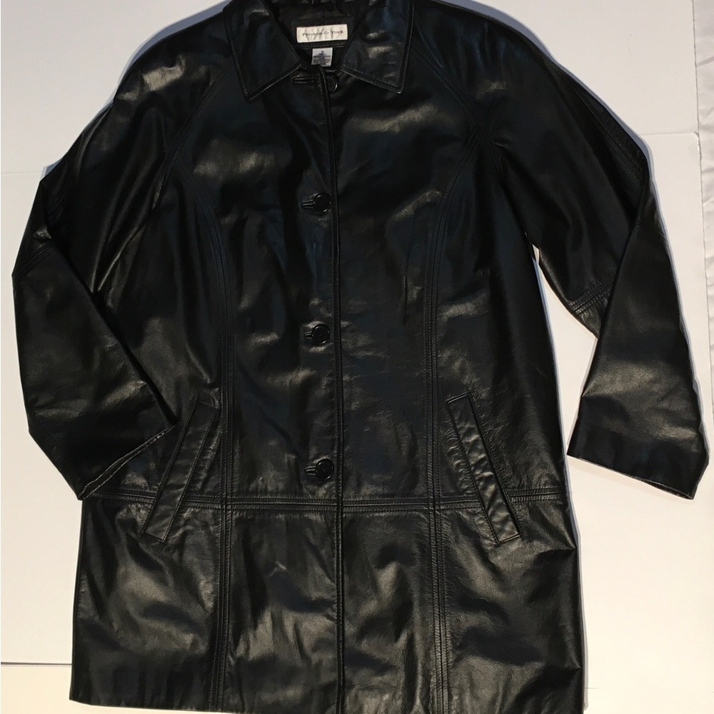 Preston and York Black Women’s Leather vintage  coat Size Med dark academia goth